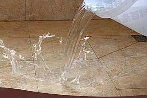 楚雄漏水维修 免砸砖防水材料该如何施工